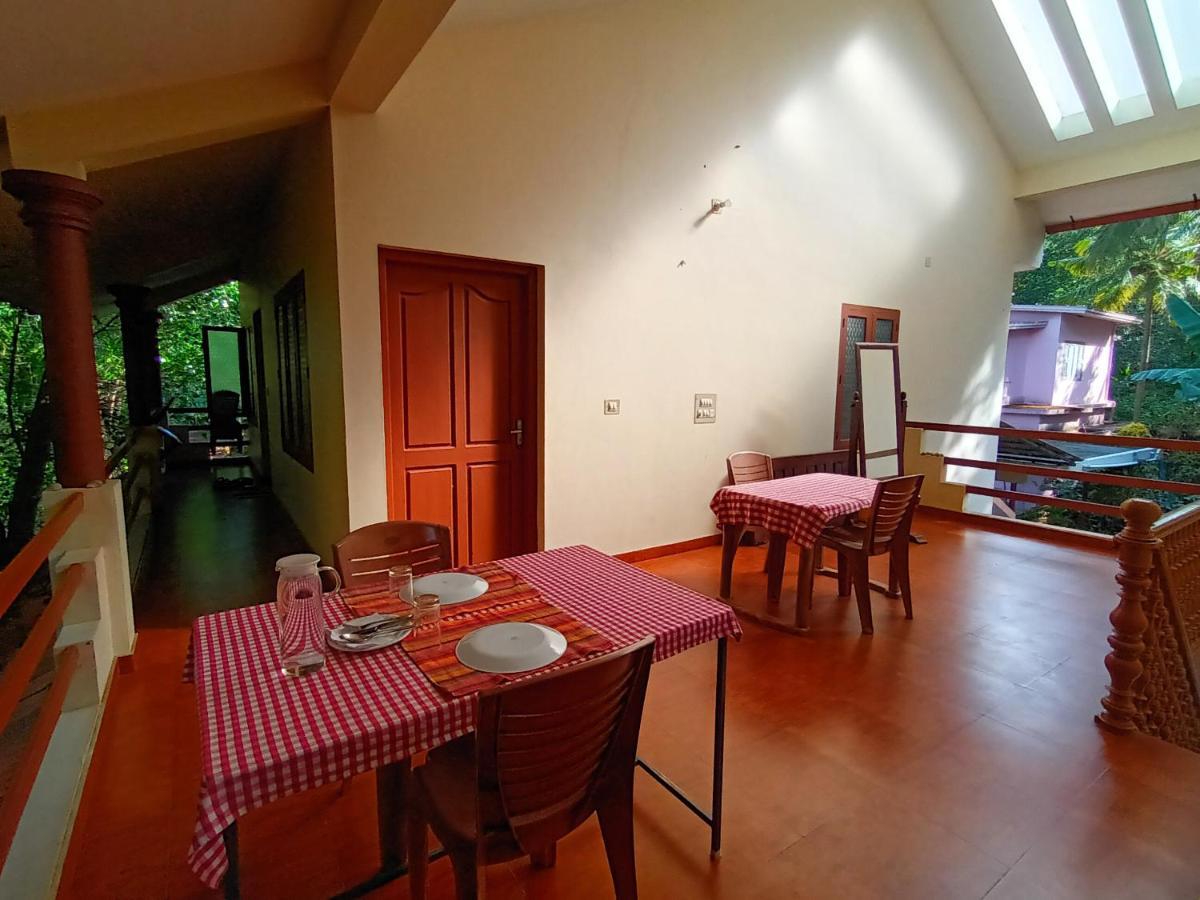 Hotel Ivory Coaste Kannur Exterior foto