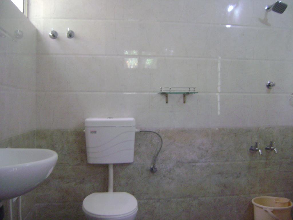 Hotel Ivory Coaste Kannur Exterior foto