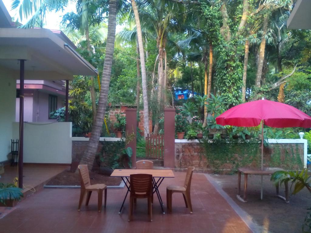 Hotel Ivory Coaste Kannur Exterior foto